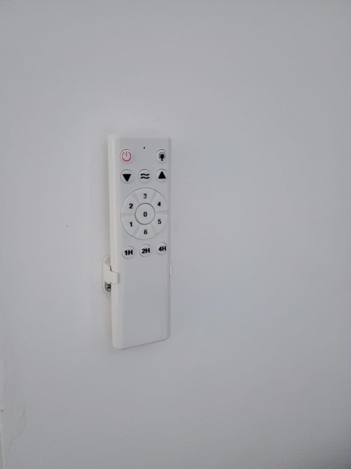 Apartamento 100M Praia Do Santinho Apartment ฟลอเรียนอโปลิส ภายนอก รูปภาพ